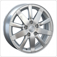 ����� ����� Renault Replica Replay RN40